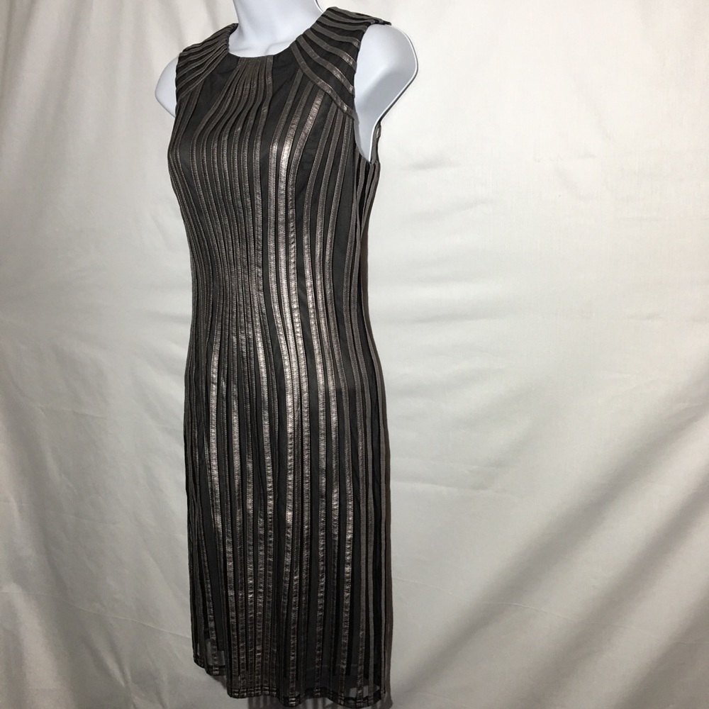 Cache Ribbed Dress - Picture 2 of 6